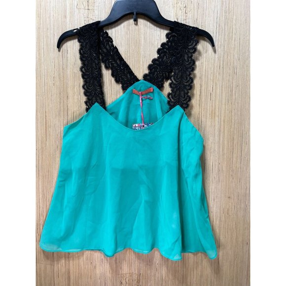 Mujer Moderna - Women's Sleeveless And Lace Tops - Green - Medium - Picture 1 of 15
